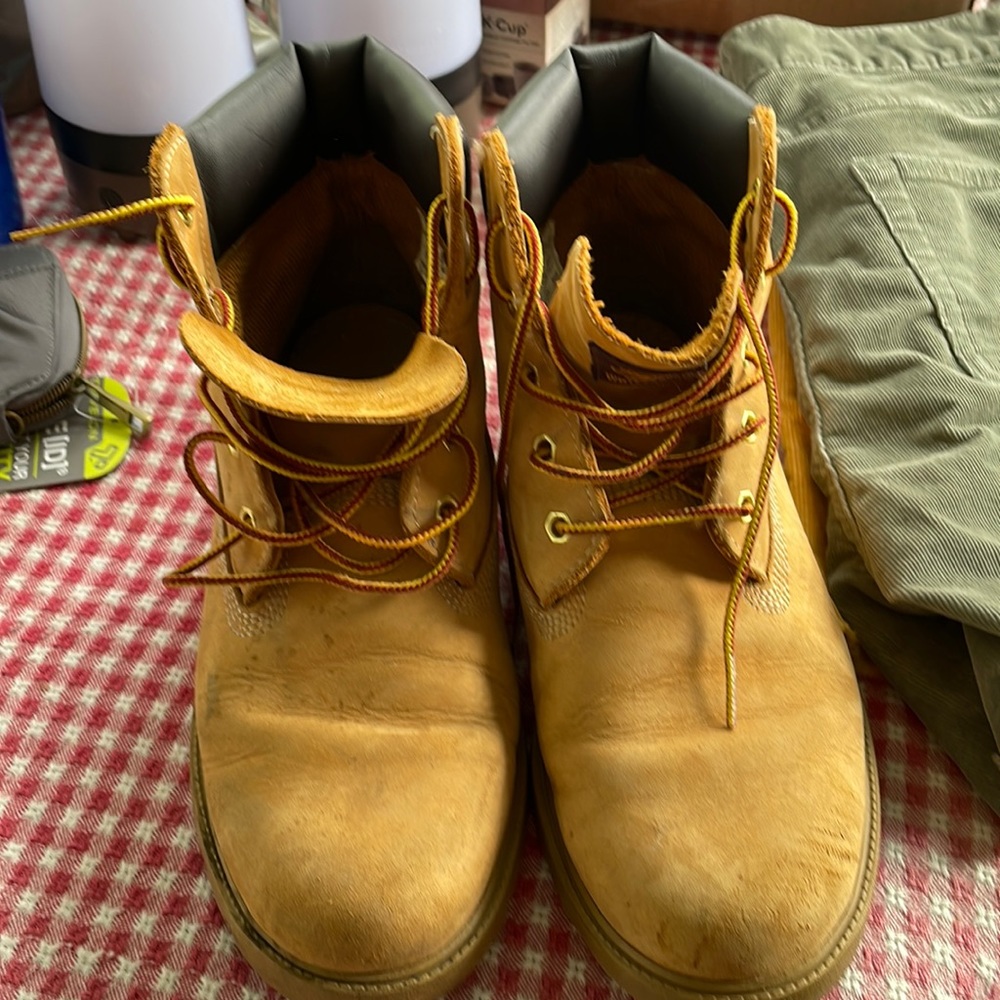 Great condition Timberland boots